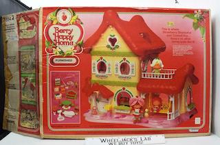 Berry happy Home doll house